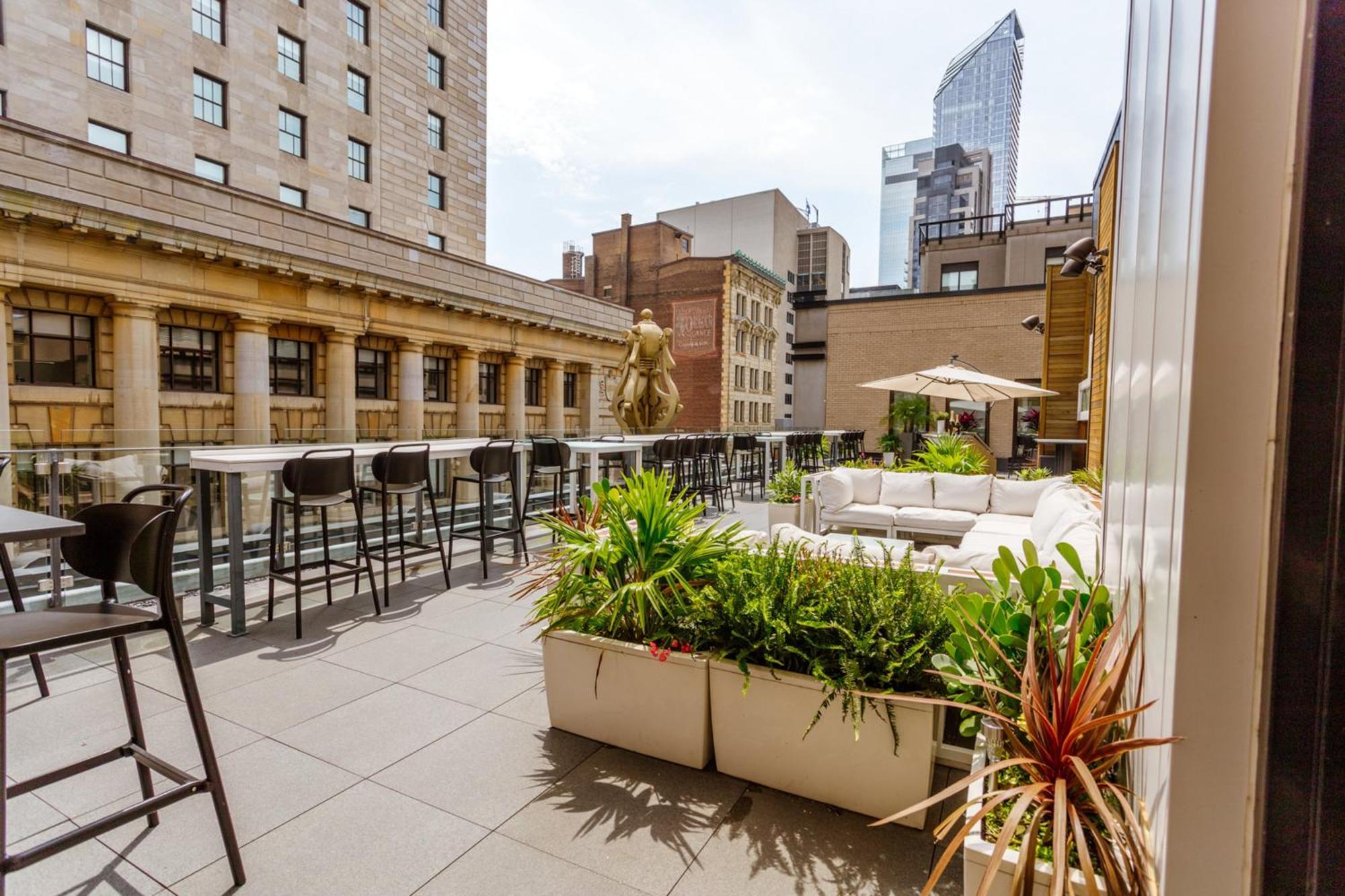 Intercontinental Montreal By Ihg Hotel Exterior photo